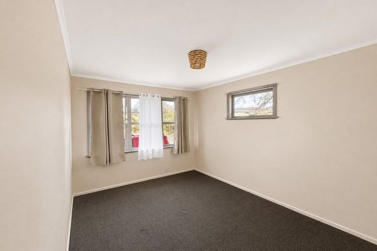 Photo of property in 613 Massey Road, Mangere, Auckland, 2022