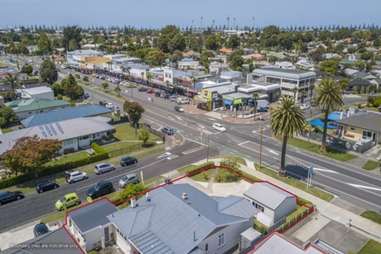 Photo of property in 2 Wilding Avenue, Marewa, Napier, 4110