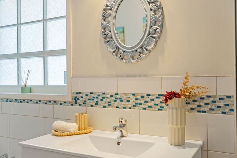 Photo of property in 7 Rimu Street, Waikanae, 5036