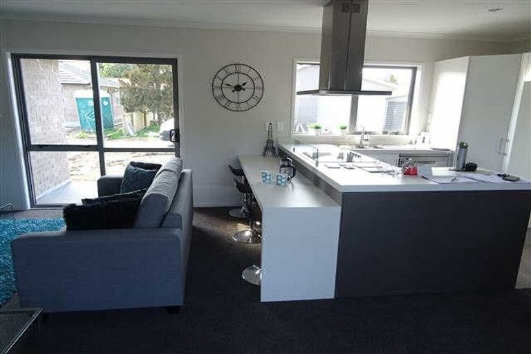 Photo of property in 43 Tuhikaramea Road, Dinsdale, Hamilton, 3204