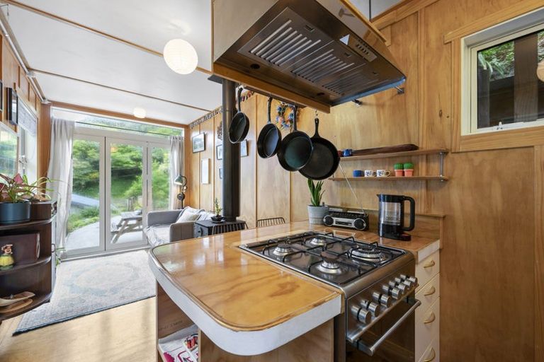 Photo of property in 2a Borlase Street, Brooklyn, Wellington, 6021