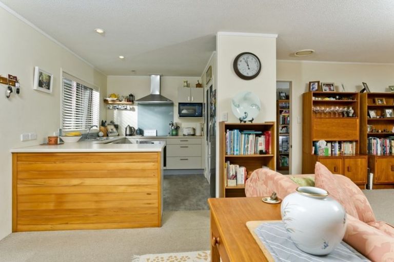 Photo of property in 1/42 Mawson Avenue, Torbay, Auckland, 0630