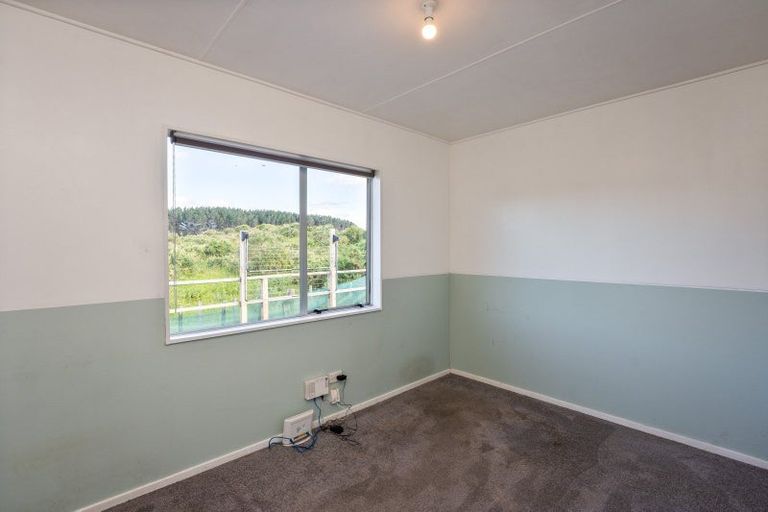 Photo of property in 13 Simcox Street, Otaki Beach, Otaki, 5512