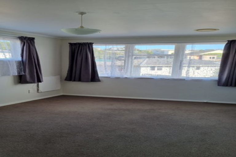 Photo of property in 41 Hindmarsh Street, Johnsonville, Wellington, 6037