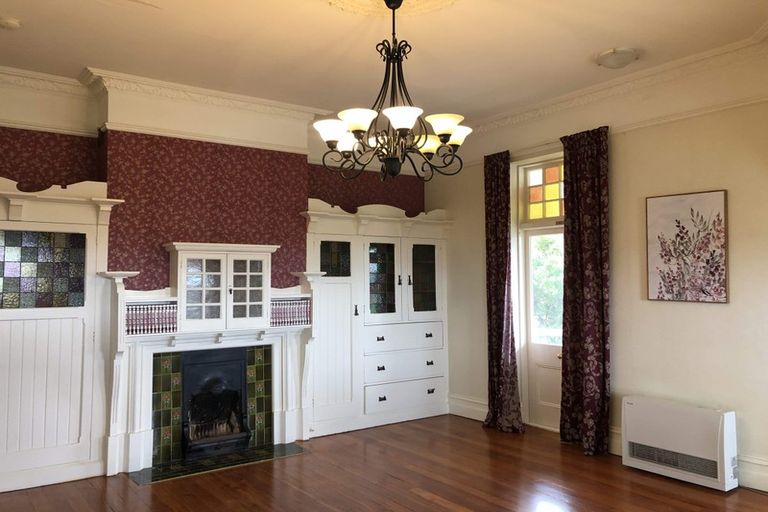 Photo of property in Claremont House, 24 Melrose Street, Roslyn, Dunedin, 9010