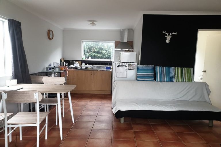 Photo of property in 19b Beach Street, Fitzroy, New Plymouth, 4312