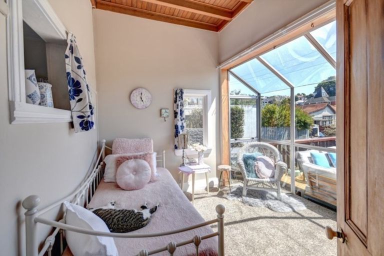 Photo of property in 4 Cook Street, Mornington, Dunedin, 9011