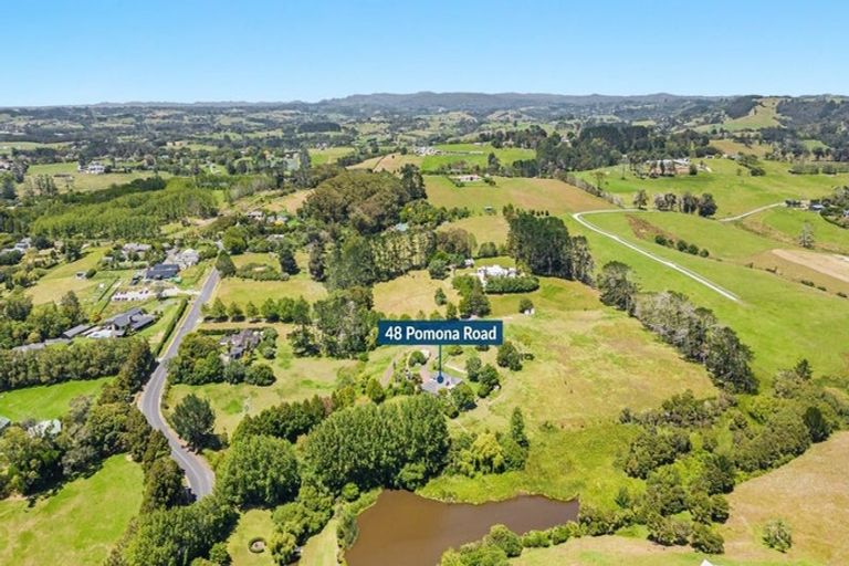 Photo of property in 48 Pomona Road, Kumeu, 0891