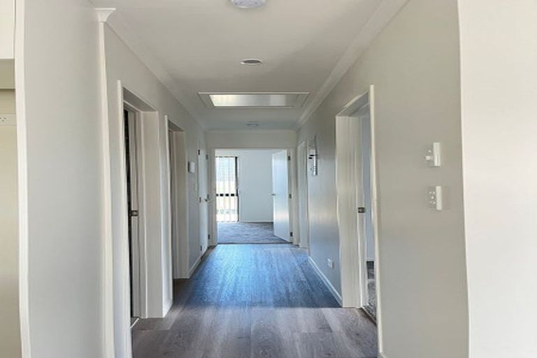 Photo of property in 7 Waipuke Street, Pokeno, 2472