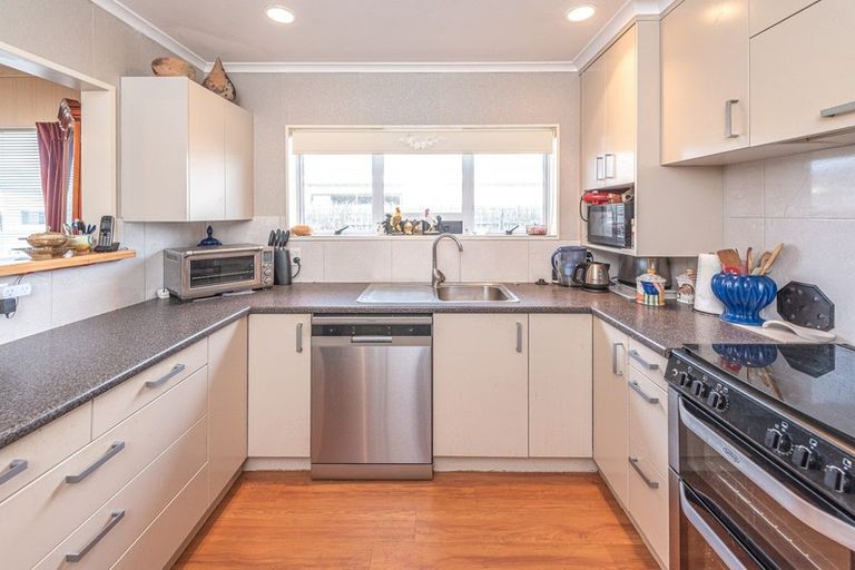 Photo of property in 14a Warwick Place, Springvale, Whanganui, 4501