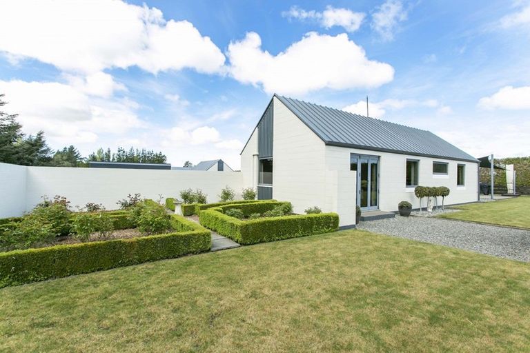 Photo of property in 39 Hinds Highway, Tinwald, Ashburton, 7775