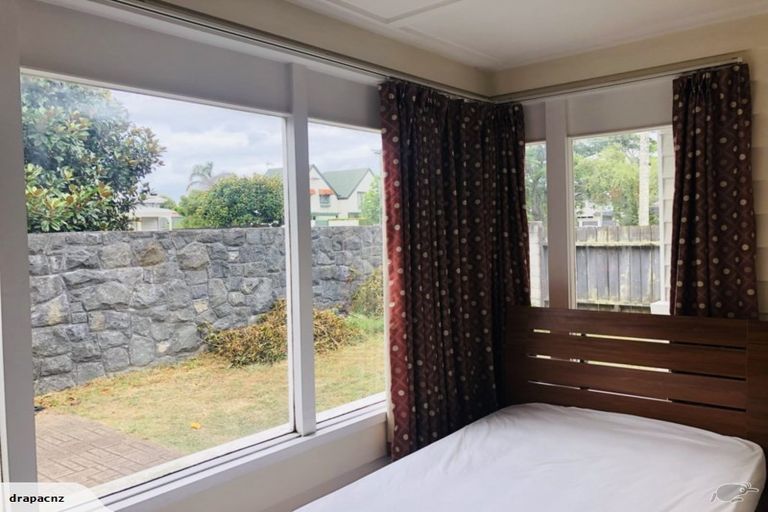 Photo of property in 7-7a Rangiatea Road, Epsom, Auckland, 1023
