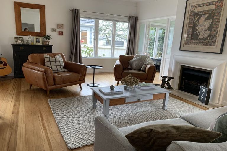 Photo of property in 10 Bolmuir Road, Forest Lake, Hamilton, 3200