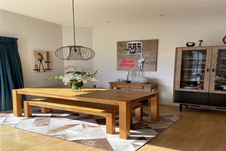 Photo of property in 17 James Hight Drive, Halswell, Christchurch, 8025