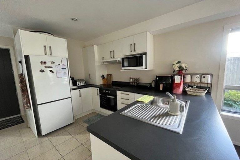 Photo of property in 8a Opapa Street, Titahi Bay, Porirua, 5022