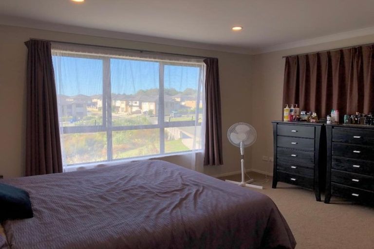 Photo of property in 2 Mullafin Road, Flat Bush, Auckland, 2019