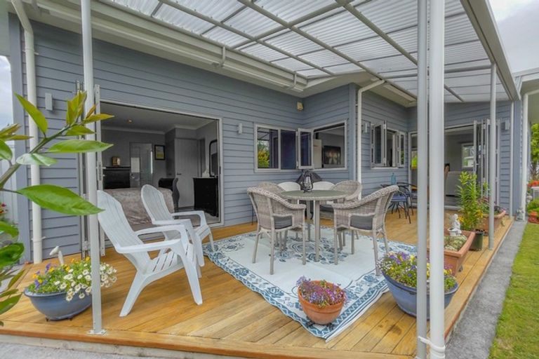 Photo of property in 62 Pipiroa Road, Ngatea, 3503