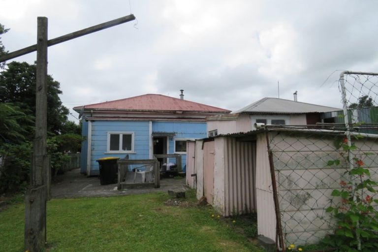 Photo of property in 108 Romilly Street, Westport, 7825