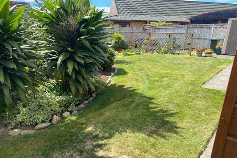 Photo of property in Rangeview Villas, 56/9 Fuller Close, Levin, 5510