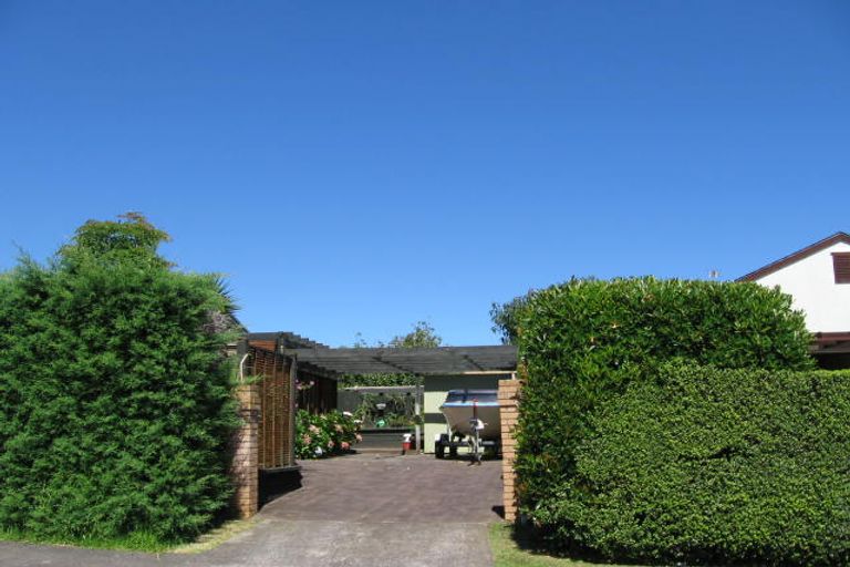 Photo of property in 2/19 Stratford Avenue, Milford, Auckland, 0620