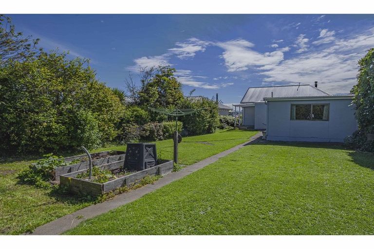 Photo of property in 34 Hassall Street, Parkside, Timaru, 7910