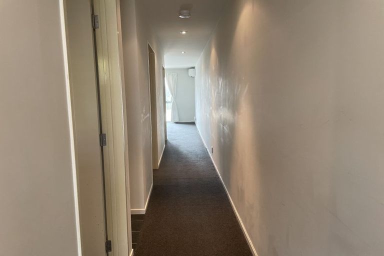 Photo of property in 4/222 Albany Highway, Schnapper Rock, Auckland, 0632