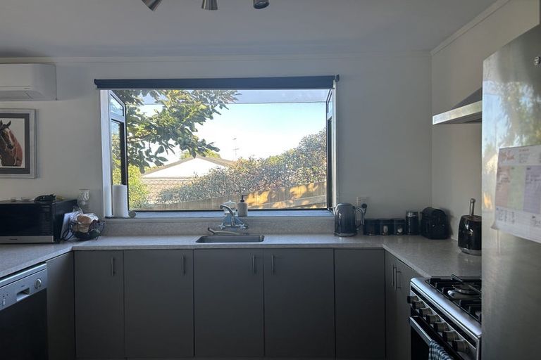 Photo of property in 23 Hurley Road, Paraparaumu Beach, Paraparaumu, 5032