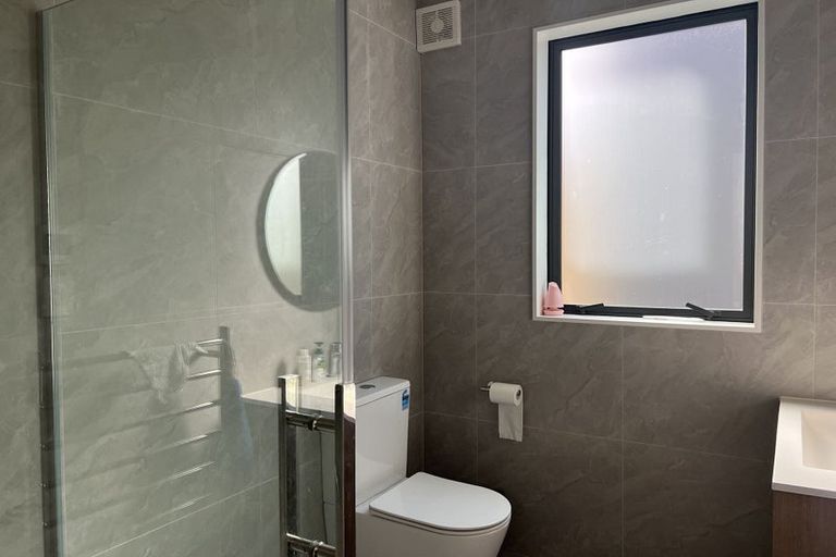 Photo of property in 15 Kapehu Road, Silverdale, 0932