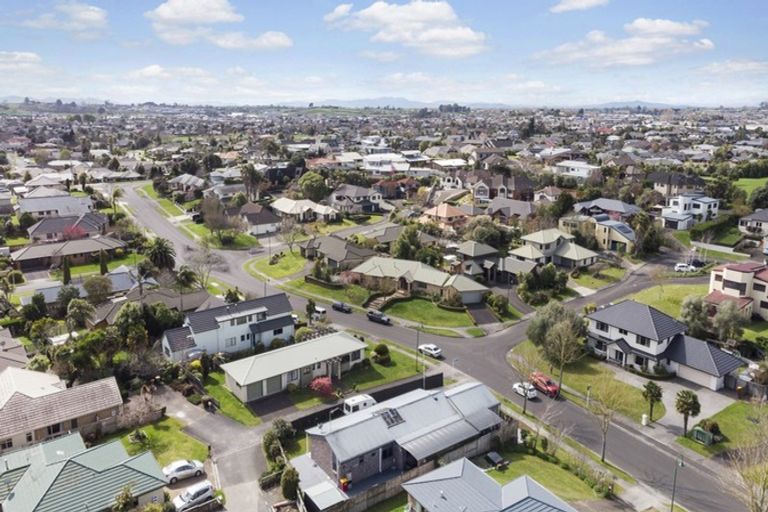 Photo of property in 16 Bramley Drive, Rototuna, Hamilton, 3210