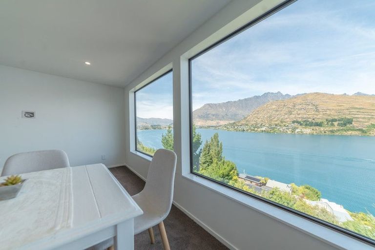 Photo of property in 22 Golden Terrace, Queenstown, 9300
