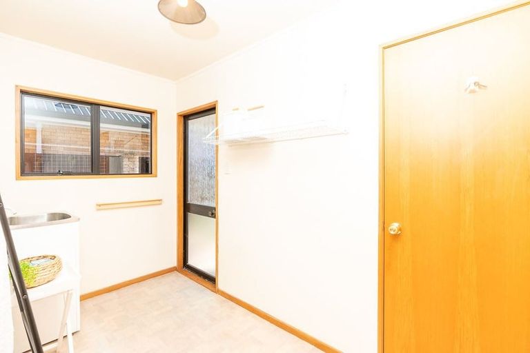 Photo of property in 15 Burn-murdoch Street, St Andrews, Hamilton, 3200