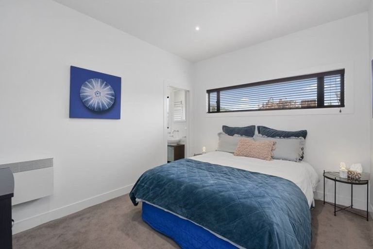 Photo of property in 1 Antonia Place, Kinloch, Taupo, 3377