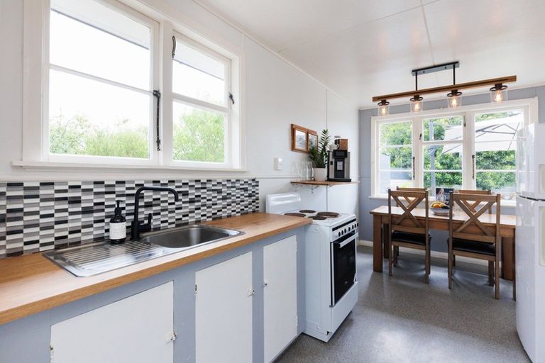 Photo of property in 120 Rugby Street, Awapuni, Palmerston North, 4412