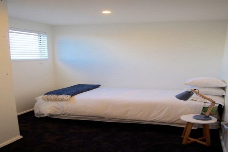 Photo of property in 72b Aikmans Road, Merivale, Christchurch, 8014