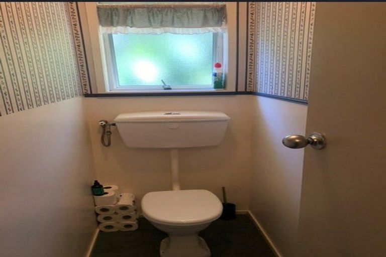 Photo of property in 37 Seon Place, Birkdale, Auckland, 0626