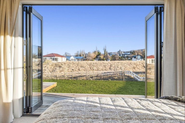 Photo of property in 129 Hall Road, Bannockburn, Cromwell, 9384