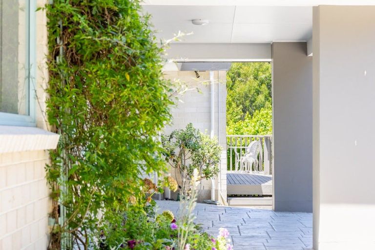 Photo of property in 274 Valley Road, Paraparaumu, 5032