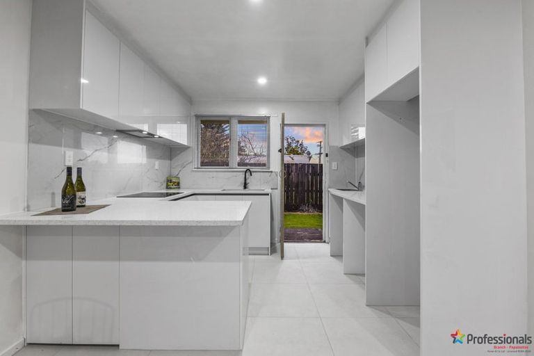 Photo of property in 1/13a Vine Street, Mangere East, Auckland, 2024