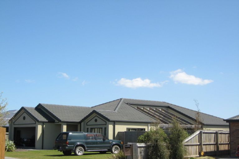 Photo of property in 65 Coolspring Way, Redwood, Christchurch, 8051