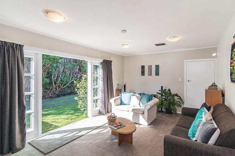 Photo of property in 119 Amohia Street, Paraparaumu, 5032