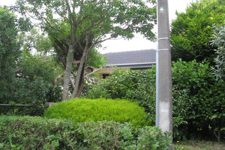 Photo of property in 29 Lyndhurst Road, Tawa, Wellington, 5028