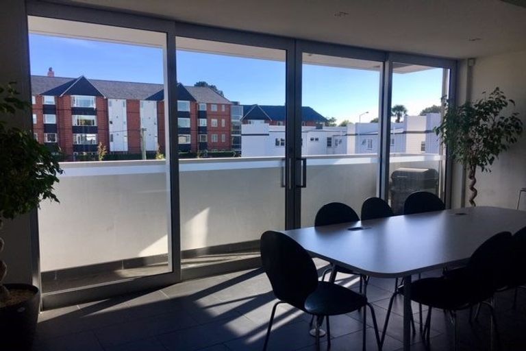 Photo of property in 179 Victoria Street, Cambridge, 3434