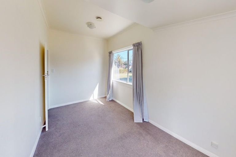Photo of property in 10 Toi Street, Tawhero, Whanganui, 4501