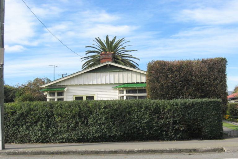 Photo of property in 208 Racecourse Road, Sockburn, Christchurch, 8042
