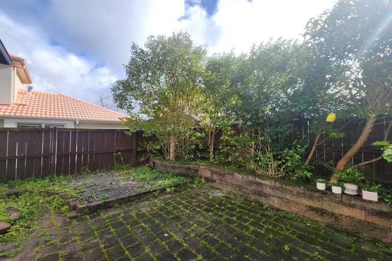 Photo of property in 60 Baverstock Road, Flat Bush, Auckland, 2016