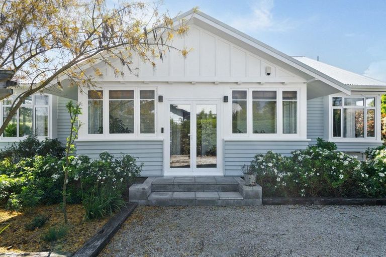 Photo of property in 7a Dublin Street, Martinborough, 5711