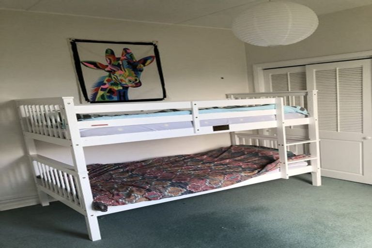 Photo of property in 15 Glenbervie Terrace, Thorndon, Wellington, 6011