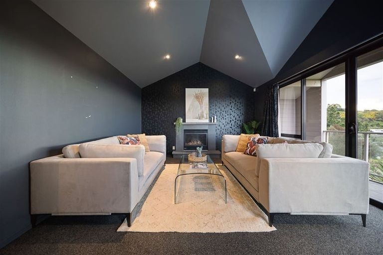 Photo of property in 15 Stronsay Lane, Hillsborough, Christchurch, 8022