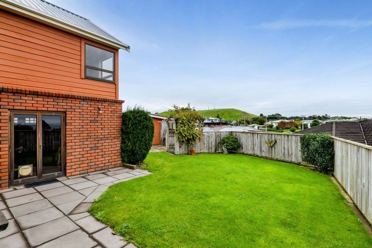 Photo of property in 52 Bayly Road, Blagdon, New Plymouth, 4310