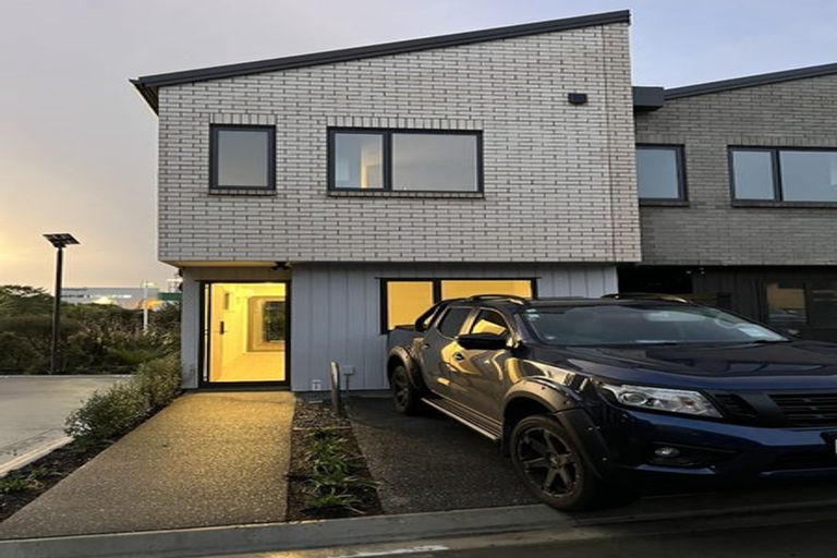 Photo of property in 7/28 Westgate Drive, Westgate, Auckland, 0614